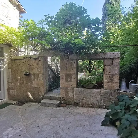 Апартаменты Alice & Jeanne Лектур